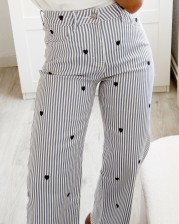 Pantalón bordado