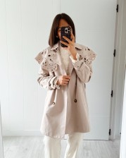 Gabardina troquelada beige