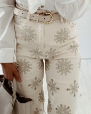 Pantalón bordados